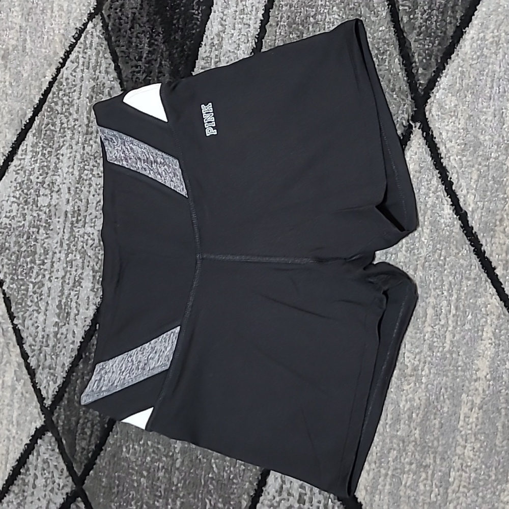 VS PINK 2015 ULTIMATE YOGA HIGH-WAISTED REFLECTIVE TRIM LOGO SHORTS